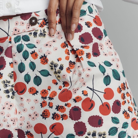 Maeve by Anthropologie Pleated Poplin Shorts in Red Pattern 2 NWT - Picture 4 of 6